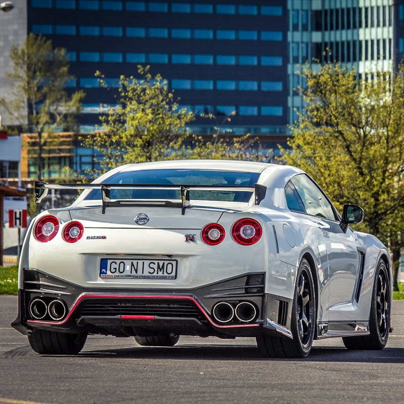 Białe Nismo